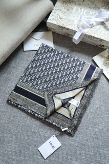 Dior 迪奧印花羊毛、桑蠶絲同棉質混紡 D-Oblique 圖案披肩女款海軍藍色64225406832898110