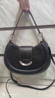 (Category: ) located in . Submitted by kinnjuta (Listing ID 1399273817, Image 1). Description: .