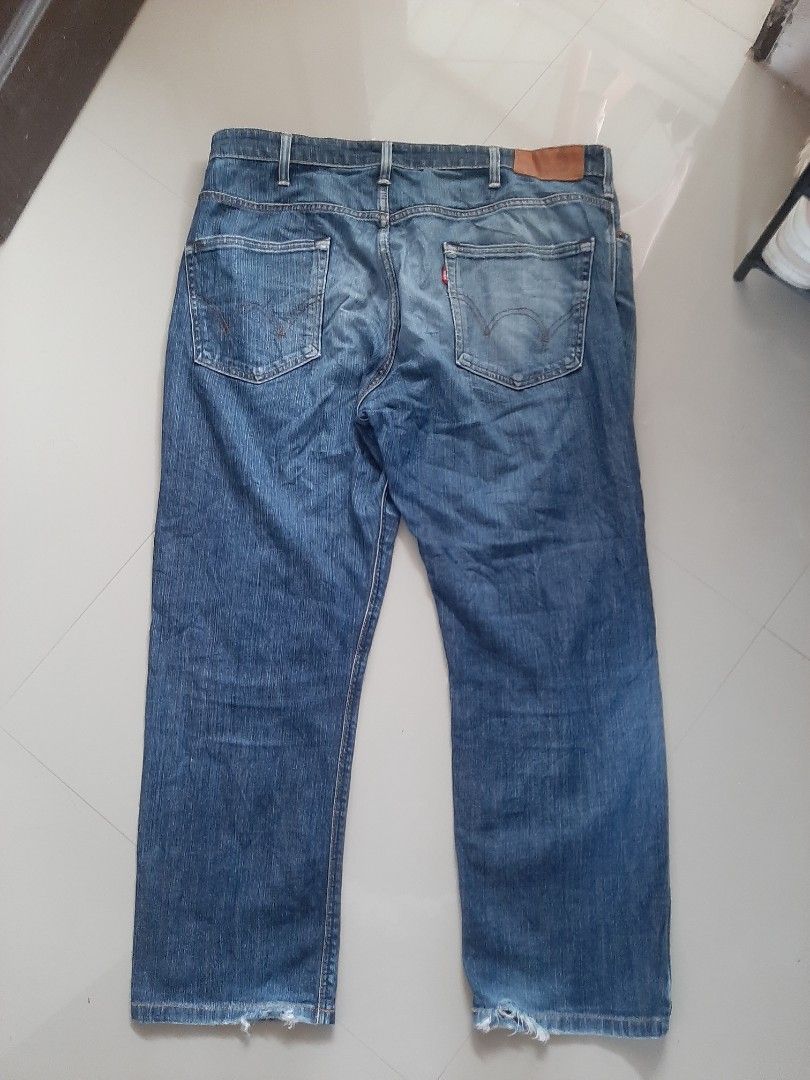 Edwin Pants Japan (Category: Jeans) located in Siniloan. Submitted by rethr1ft (Listing ID 1399400781, Image 1). Description: Waist 38-40 Length 39.