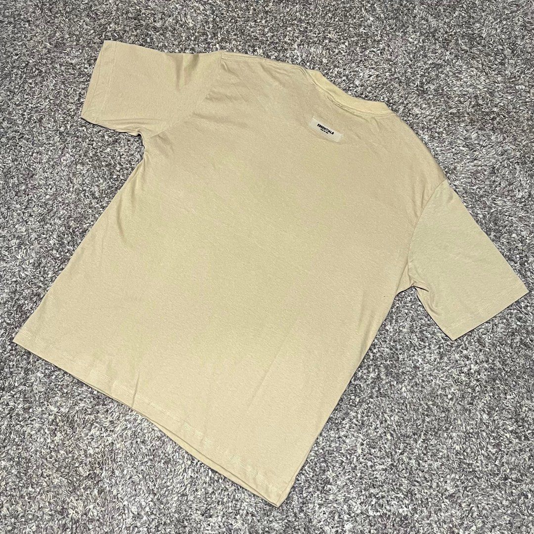 Essentials Fear of God T-shirt (Category: Tshirts & Polo Shirts ) located in Pila. Submitted by bia.apparels (Listing ID 1399382196, Image 3). Description: - Essentials Fear of God T-shirt .