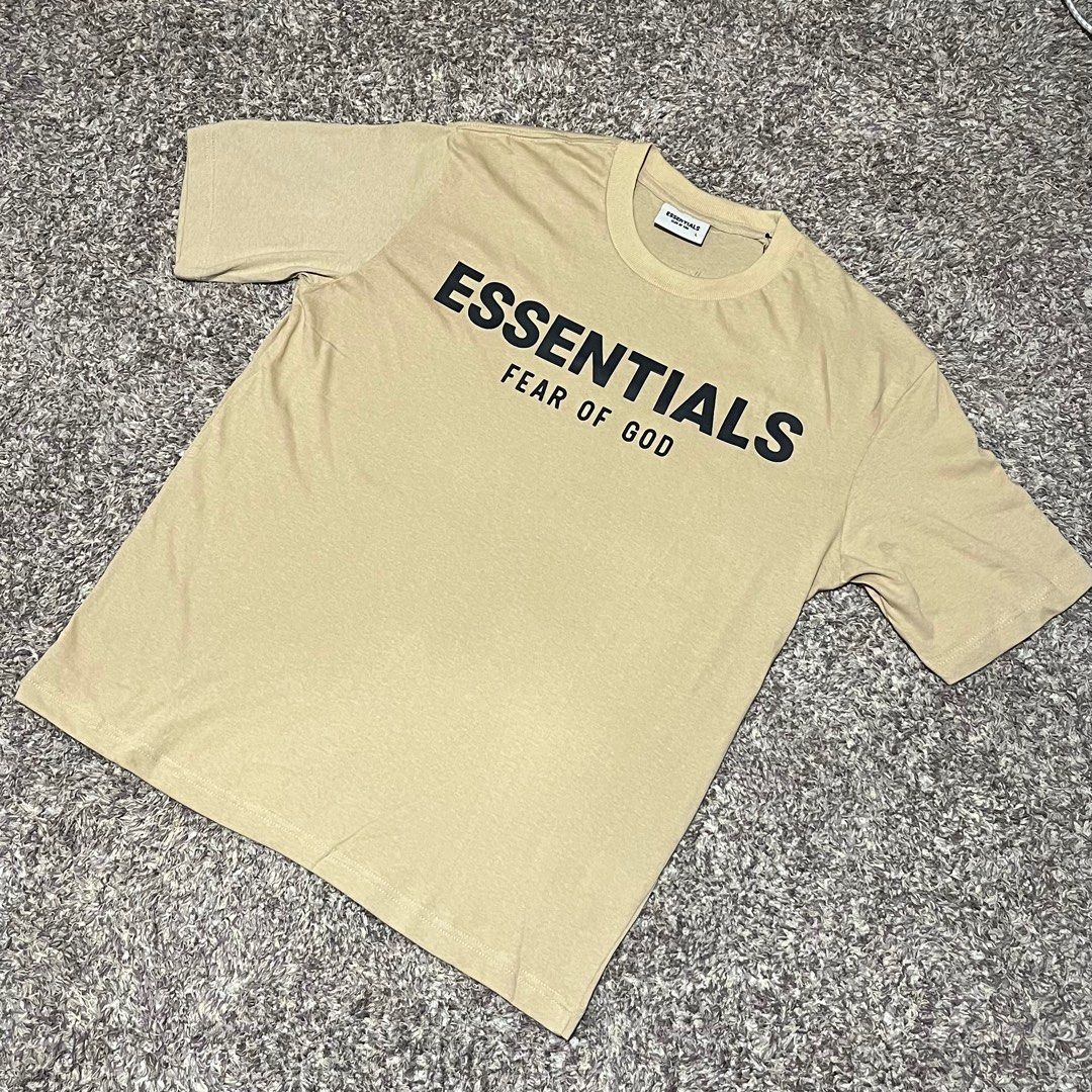 Essentials Fear of God T-shirt (Category: Tshirts & Polo Shirts ) located in Pila. Submitted by bia.apparels (Listing ID 1399382196, Image 1). Description: - Essentials Fear of God T-shirt .