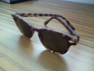 (Category: ) located in . Submitted by 2suitcase (Listing ID 1399292128, Image 1). Description: .