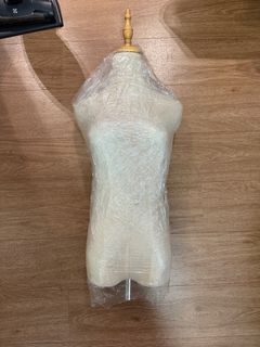 (Category: ) located in . Submitted by next.owner.please (Listing ID 1399307895, Image 1). Description: .