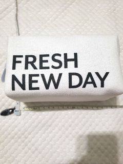 fresh 萬用袋 化妝袋  make up bag cosmetics pouch64227014348929110