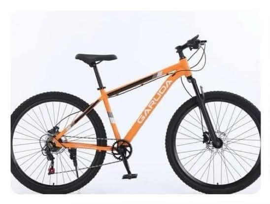 GARUDA SKYLARK 1X8 HYDRAULIC MTB 27.5 (Category: Bicycles) located in Marikina City. Submitted by gemma_00 (Listing ID 1399265313, Image 3). Description: NEW ARRIVAL‼️PINAKAMURANG ALLOY HYDRAULIC MTB 27.5 😱😍 👉GARUDA SKYLARK 1X8 HYDRAULIC MTB 27.5 ₱5,999 ONLY ✅FREE ASSEMBLE AVAILABLE COLORS 🚲Orange 🚲Lightblue 🚲White SPECS: 👇👇👇 ✔️Alloy Frame ✔️Alloy Stem ✔️Alloy Rim ✔️Xspark hydraulic brake ✔️Internal Cabling ✔️Suspension Fork ✔️SAIRO grou