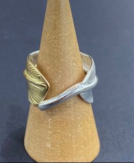 GOROS GOLD TIP FEATHER RING WITH METAL - SILVER AND GOLD *  nativefeather.j64224282267137110