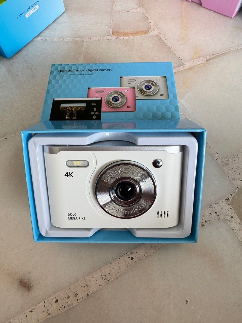 HD camera (Category: Cameras) located in Singapore. Submitted by omnihousemart (Listing ID 1399254802, Image 7). Description: Welcome To Omnimarthouse🏡 ⚡Shipping Attention⚡ 1.All Items Are In Stock in SINGAPORE And Will Be Shipped Within 48 Hours After Placing The Order! 2.If You Need Multiple Or Large Size Items, Please Place An Order Separately! 👑Product Introduction👑 Item Name: HD digital camera (SD card not included) The Products Have The 