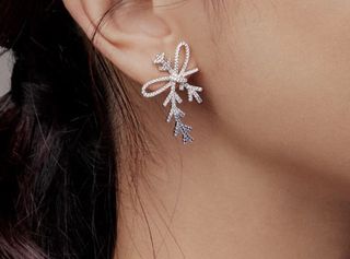 💎誠信賣家💎HEFANG Jewelry · 絲帶初雪耳環64224420151810110