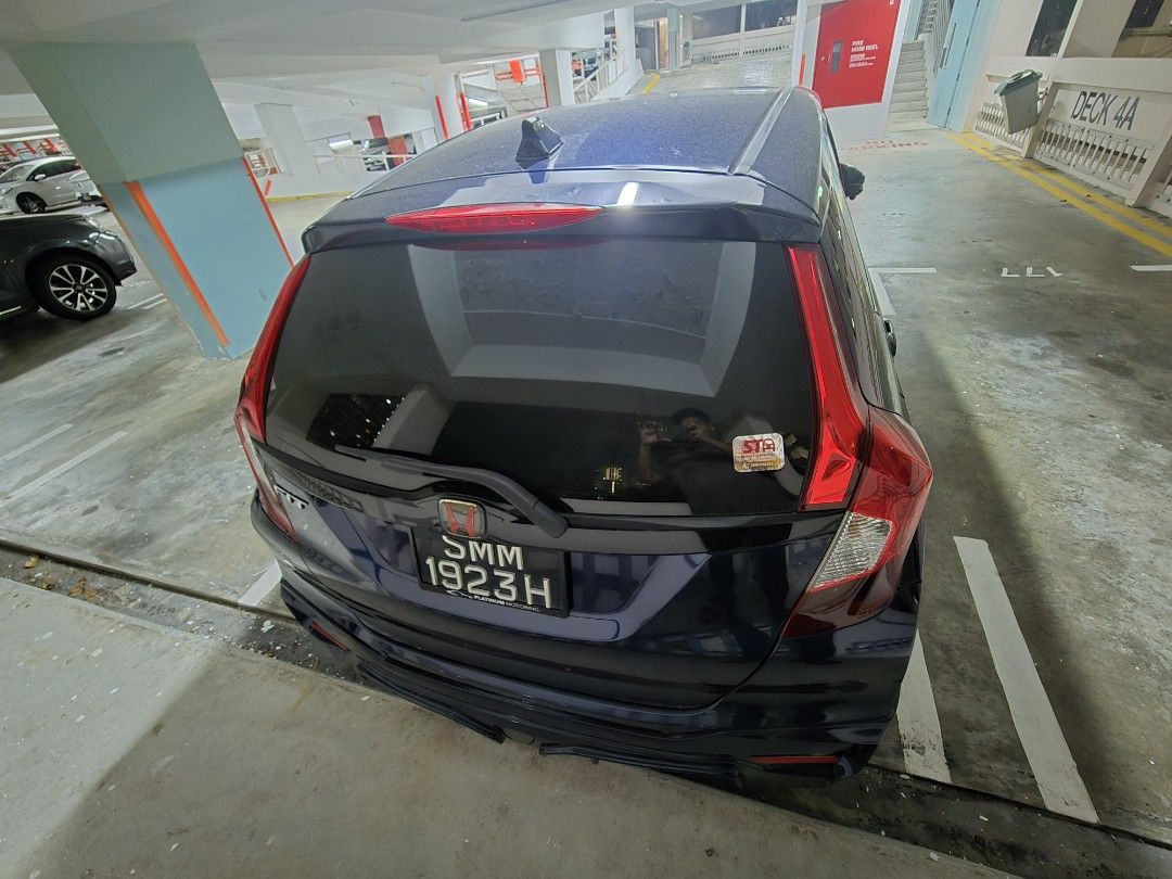 Honda Fit 1.3 G F-Package [2017 FL] (A) (Category: Used Cars) located in Singapore. Submitted by premiumwaferstick (Listing ID 1399353236, Image 2). Description: 1. Carbon fiber steering wheel 2. 360 camera view for parking 3. Regular Servicing and cleaning 4. Best car for point to point + Fuel efficient .