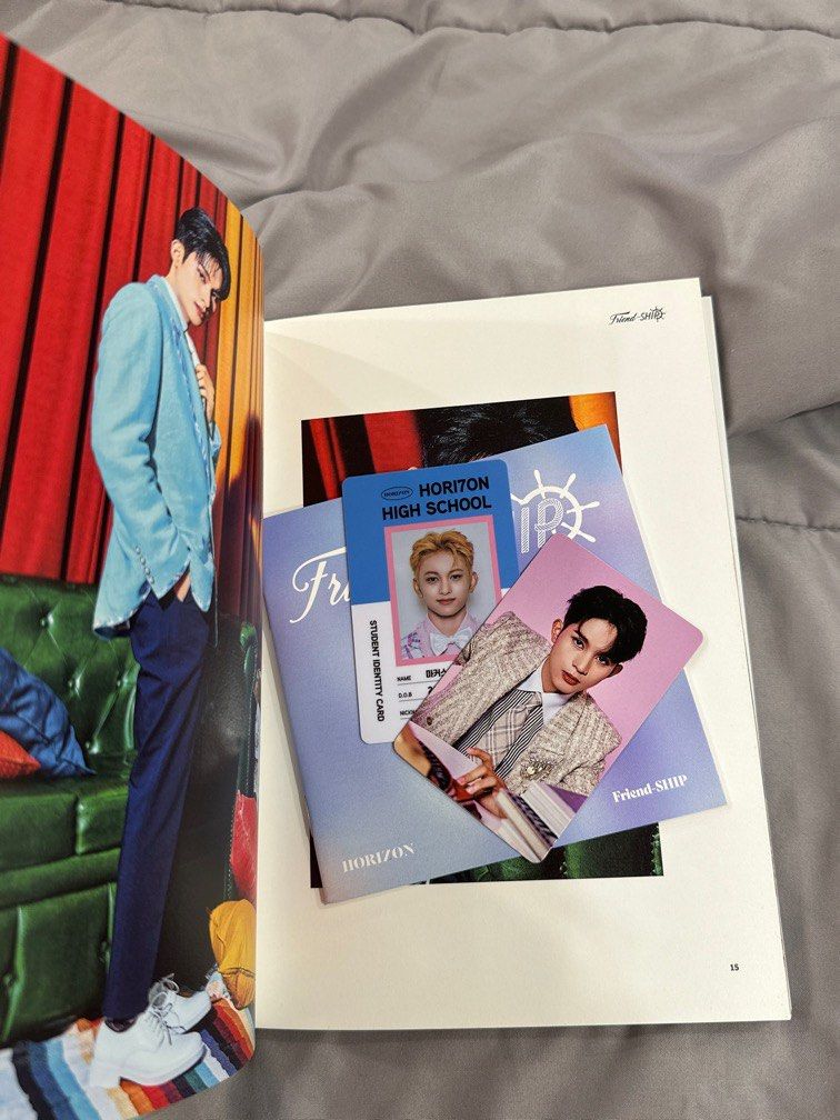 Hori7on Signed Album - friend ship (Category: CDs & DVDs) located in Manila. Submitted by ycg910 (Listing ID 1399296413, Image 3). Description: Selling this signed hori7on album Inclusions are full - CD, poster, photocards, photobook (signed) .