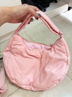 (Category: ) located in . Submitted by ahxihee (Listing ID 1399281167, Image 1). Description: .