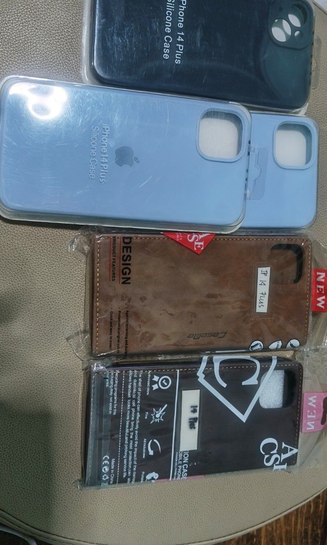 Iphone 14 plus case set of 5pcs (Category: Cases & Sleeves) located in Las Pinas. Submitted by edsniw (Listing ID 1399419571, Image 1). Description: For Sale as set Orig iphone 14 plus case/ casing 3 sets of silicone 2 sets of flip leather brand new / sealed no issue Meet up Sm Sucat Parañaque Bamboo Organ church Las Piñas Shipp ✓ Lalamove ✓ shipp fee at your cost.