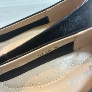 Kinghealth 女士黑色平底鞋 36 碼64228595387009110