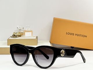 Louis Vuitton 黑色太陽眼鏡64232045653250110