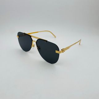 (Category: ) located in . Submitted by luxeglasses (Listing ID 1399316726, Image 1). Description: .