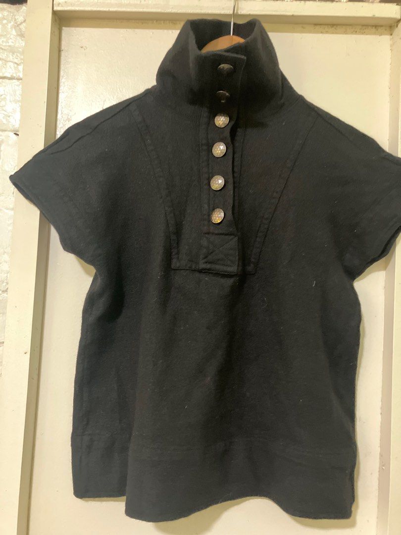 MARC BY MARC JACOBS short sleeve sweater (Category: Coats, Jackets and Outerwear) located in Makati City. Submitted by rubyaltiche (Listing ID 1399287553, Image 3). Description: Marc By Marc Jacobs Short sleeve sweater Wool blend 97% wool 3% Polyester Button top Used like new.