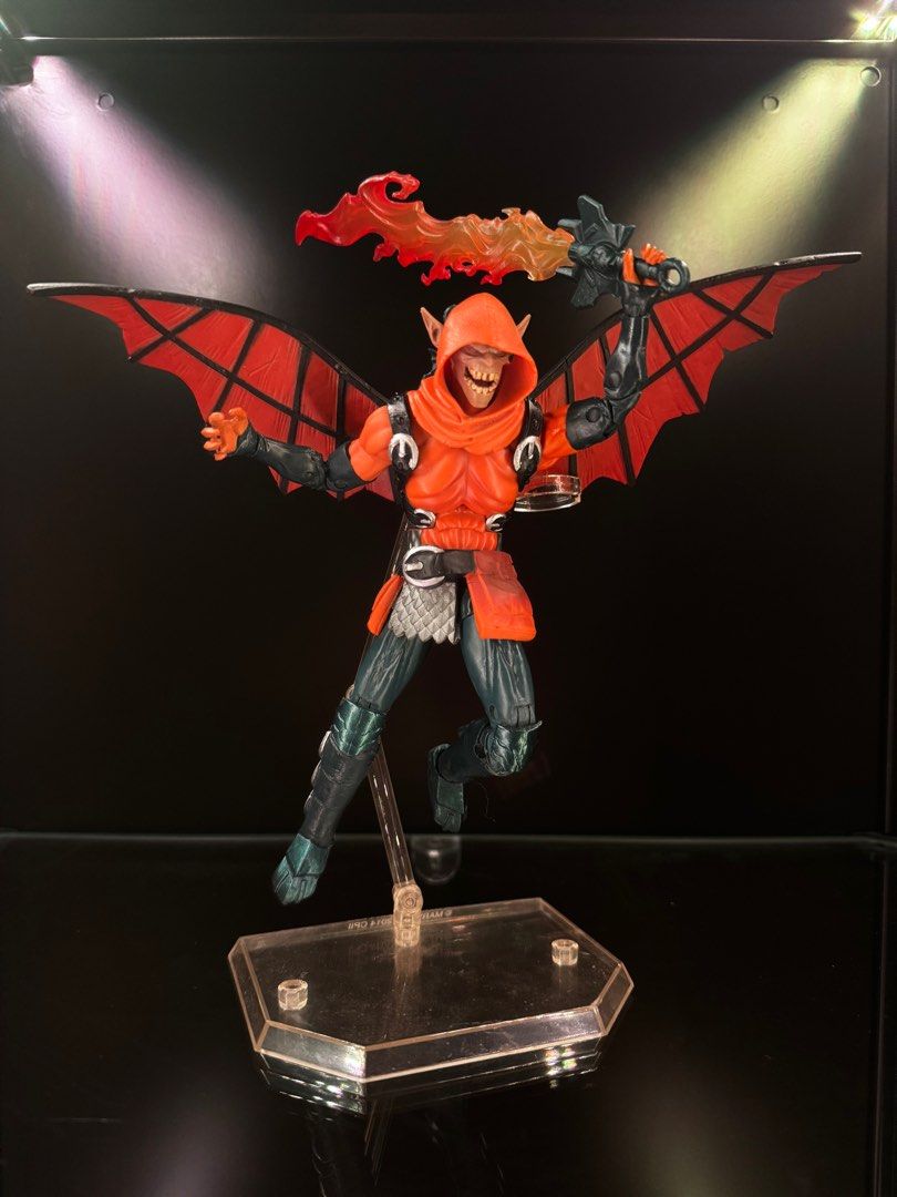 LOOSE Marvel Legends Spider-man Hobgoblin BAF (Category: Figurines & Statues) located in Muntinlupa City. Submitted by iglaudico (Listing ID 1399434764, Image 1). Description: Rare Hobgoblin BAF in good condition. Stand not included. Steal price! Check my profile for other items you may be interested in! Can do set prices. Item Location: Alabang RFS: need funds Potential Issues: missing pumpkin bomb.