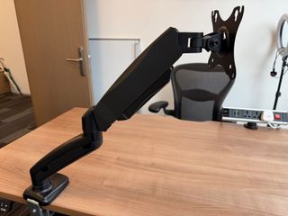 Computer Monitor Stand | Display Stand | Mon Stand 100 HKD (Suitable for Most Computer Monitors)64224864115330110