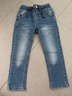(Category: ) located in . Submitted by a1eya (Listing ID 1399328092, Image 1). Description: .