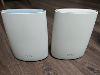 Netgear Orbi AC3000 Mesh WiFi Router RBS50 (Main Unit + Satellite)64226035036546110