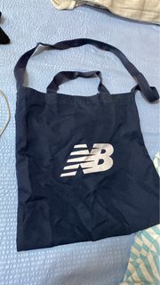New Balance深藍色斜孭袋64230840394499110
