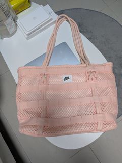 Nike 粉色編織手提包64220932406018110