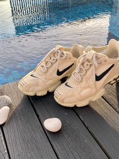 (Category: ) located in . Submitted by solebuddy (Listing ID 1399377870, Image 1). Description: .