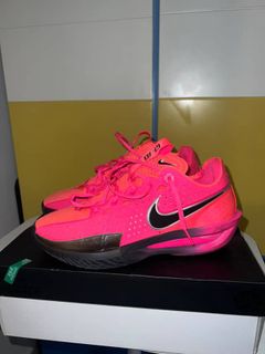 （分類：）位於 。 由 Prosneakers 提交（商品編號 1399293738，圖片 1）。簡介： 。