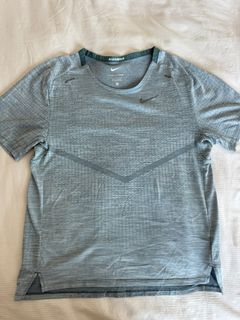 Nike Running Dri-FIT 運動上衣64222195652739110