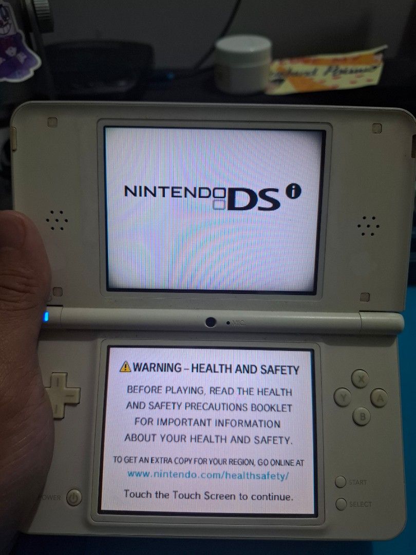 Nintendo DSi XL/LL (Category: Nintendo) located in Caloocan City. Submitted by wakastam (Listing ID 1399283505, Image 2). Description: White DSi XL - All buttons working - with 4gb SD card filled with games - Camera working Minor Issues - may pag dark na yung corners ng top screen pero di naman pansin pag gaming - minor scratches - no charger - no stylus Price is negotiable Delivery method: JNT, LBC, lalamove Meet up: around San fernando Pampanga