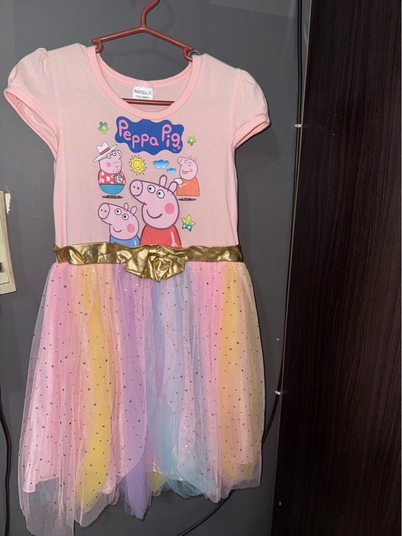 Peppa pig dress (Category: Babies & Kids Fashion) located in Paranaque City. Submitted by ledzai (Listing ID 1399355889, Image 1). Description: Peppa pig dress sobrang ganda ng dress for kids 4 to 6yrs old Like new pa kasi once lang na gamit ng anak ko nung bday nya 5yrs old sya. Dress Length 29inches.