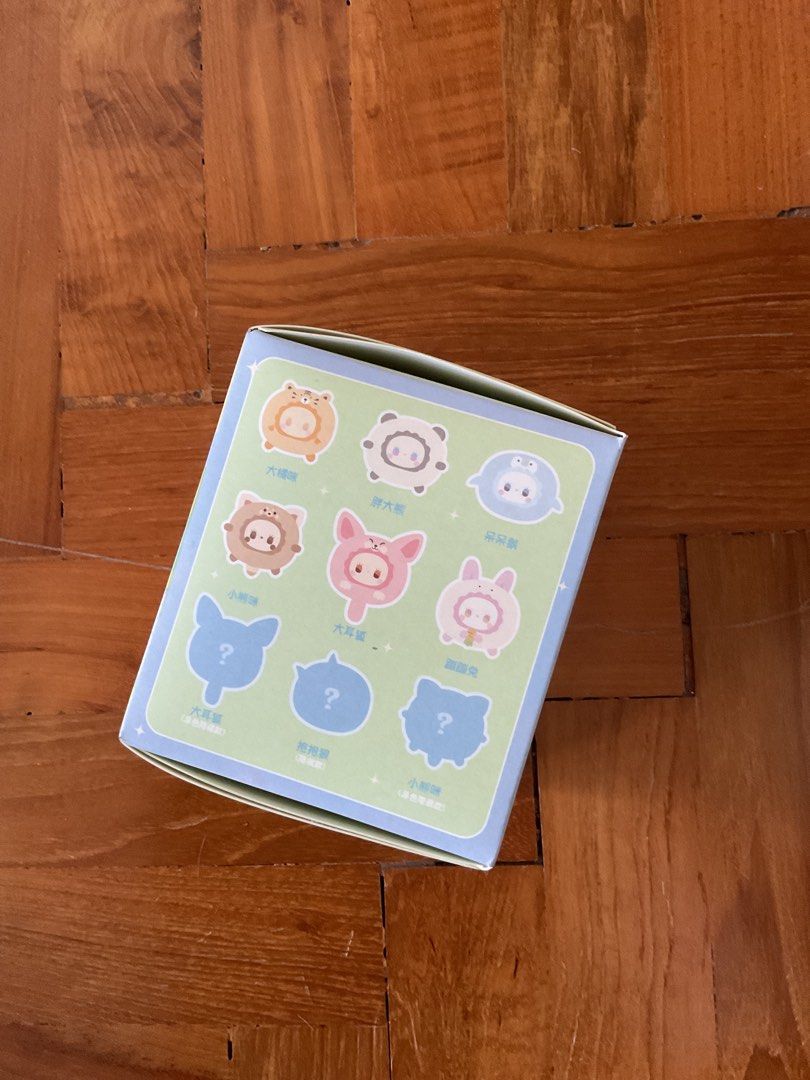 Random blind boxes (Category: Designer & Blind Box Toys) located in Singapore. Submitted by auntiekay (Listing ID 1399274685, Image 2). Description: Selling at $1 each. All unopened. Meet up only still Bedok North / Macpherson/ Ubi..