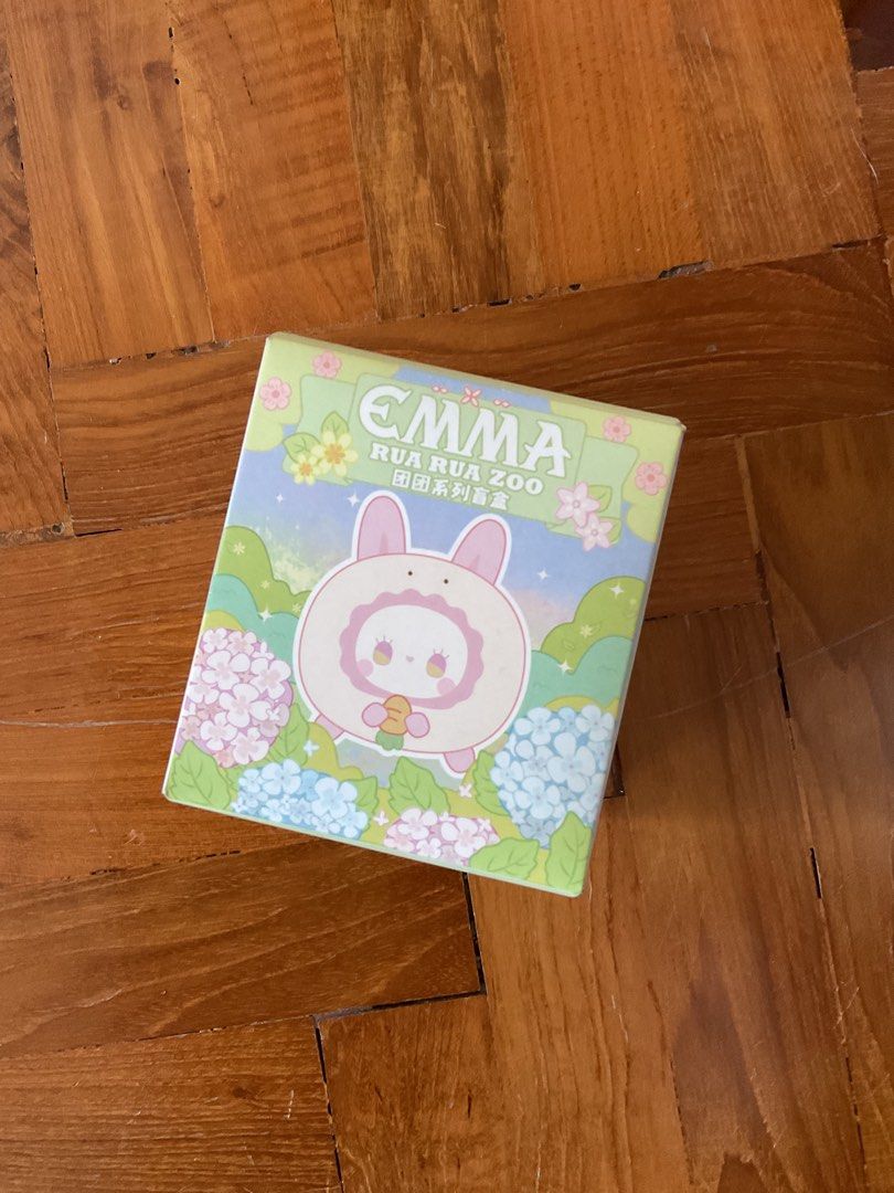 Random blind boxes (Category: Designer & Blind Box Toys) located in Singapore. Submitted by auntiekay (Listing ID 1399274685, Image 1). Description: Selling at $1 each. All unopened. Meet up only still Bedok North / Macpherson/ Ubi..