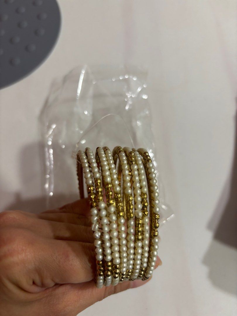 Random stuff (Category: Bracelets) located in Singapore. Submitted by splws (Listing ID 1399298549, Image 2). Description: $2 each Postage add $0.50.