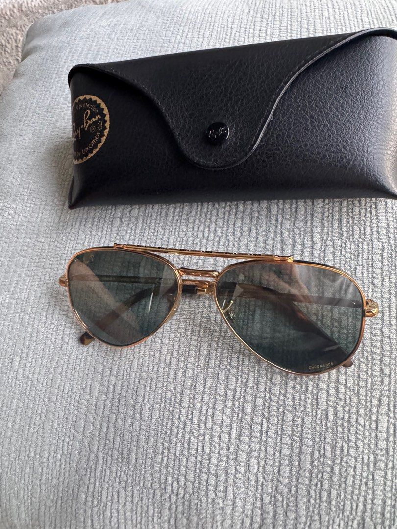Ray Ban Aviators 3625 (Category: Sunglasses & Eyewear) located in Makati City. Submitted by quickbuysx (Listing ID 1399342288, Image 1). Description: Aviators - RB 3625 No scratches.
