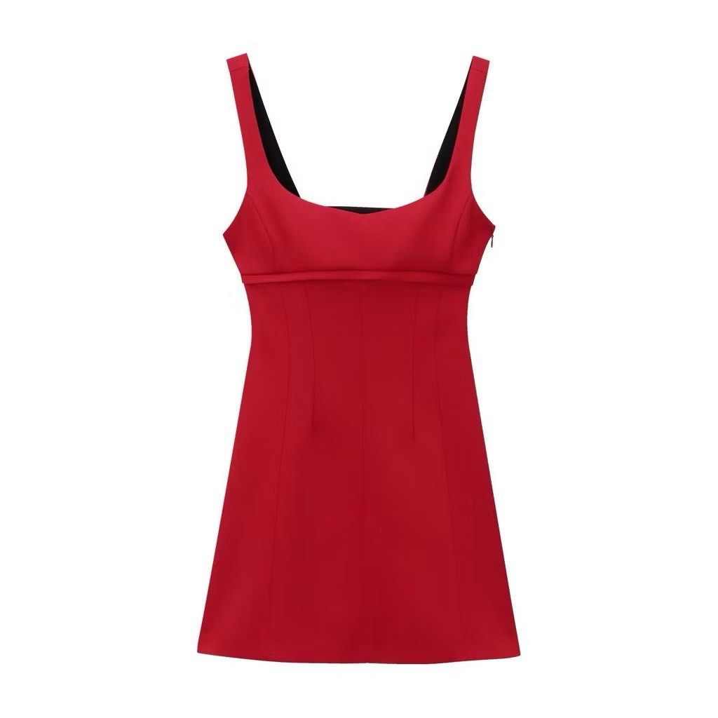 Red Mini Dress (Category: Dresses) located in Tacloban City. Submitted by armann9 (Listing ID 1399380731, Image 1). Description: Used once lang red mini dress, doesn’t really fit me on bust area. but super nice ang cute in actual.