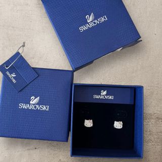 Swarovski Hello Kitty 耳環64232046172162110