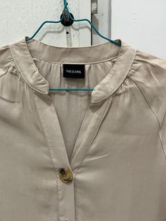 (Kategori: ) berada di . Dikirim oleh declutteringali (ID iklan 1399428916, Gambar 1). Deskripsi: .