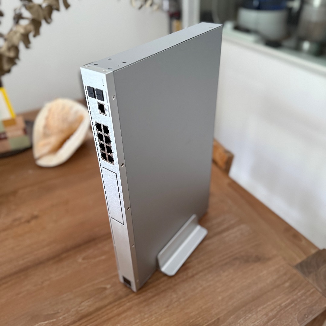 Ubiquiti UniFi Dream Machine SE UDM-SE Gateway Router 10Gbps, Computers ...