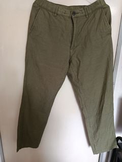 Uniqlo 軍綠色  長褲  休閒褲64224570008450110
