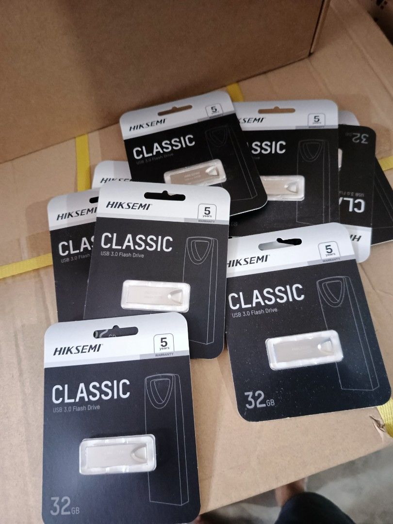 USB FLASH DRIVE 32GB (Category: Memory & SD Cards) located in Taguig. Submitted by bernard_bedano (Listing ID 1399335411, Image 1). Description: ★SSD 128gb, 256gb and 512gb. • Quality guaranteed. ✧ We accept payment method via gcash, bank transfer or COD. ✧7days replacement 1year warranty. ✨ For inquiries feel free to message us via FB page. BBY COMPUTER PARTS AND ACCESSORIES TRADING.