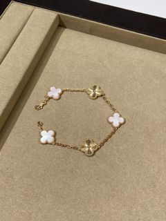 Van Cleef \\u0026 Arpels Alhambra 幸運草手鏈64225816378754110