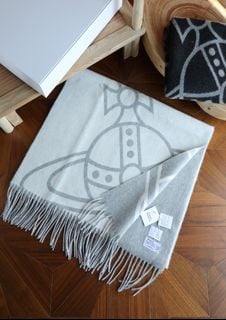 Vivienne Westwood 雙面設計絨線圍巾女款灰白色64225229959171110