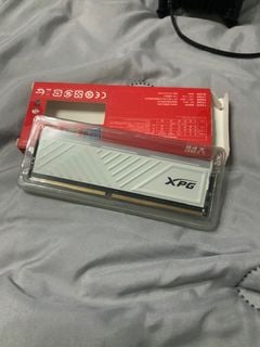 XPG DDR4 3600 16GB Memory64222194673411110