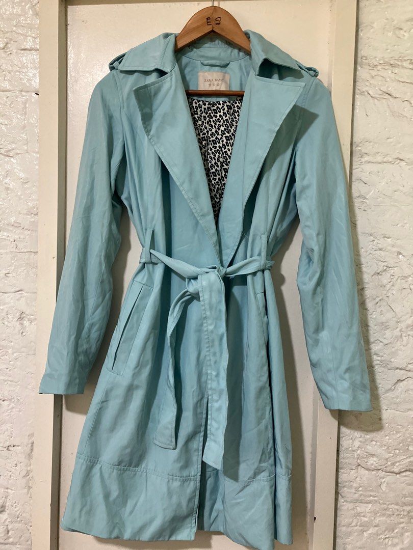 ZARA basic Coat (Category: Coats, Jackets and Outerwear) located in Makati City. Submitted by rubyaltiche (Listing ID 1399306170, Image 1). Description: Zara Basic coat Powder blue Size XS on tag .