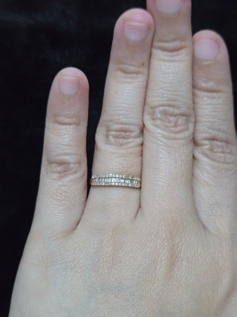 0.30ct. Natural Diamond Half Eternity Ring 6 (Category: Rings) located in Quezon City. Submitted by karlleseshops (Listing ID 1399591254, Image 3). Description: ❗️New 0.30carats Natural Diamonds Half Eternity Baguette Ring YG 💍 weight: 0.69g. approx 🔖P10,500 + delivery fee size 6 available 18k YG with natural dias, with diamond certificate price is per 1 piece not per gram + delivery fee COD for LBC ONLY. shipping fee lang muna paunang babayara