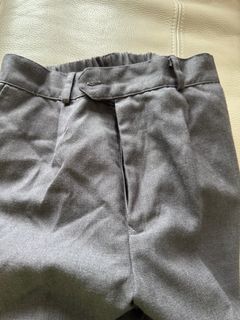 80% new 灰色長校褲 35 碼 無改褲腳64235956549377110