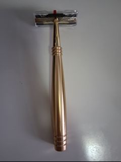 金色剃鬚刀64234320855939110