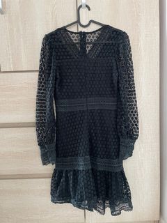 黑色蕾絲長袖修身連衣裙64235515179777110