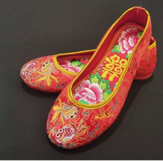紅色繡花新娘鞋64236320519427110